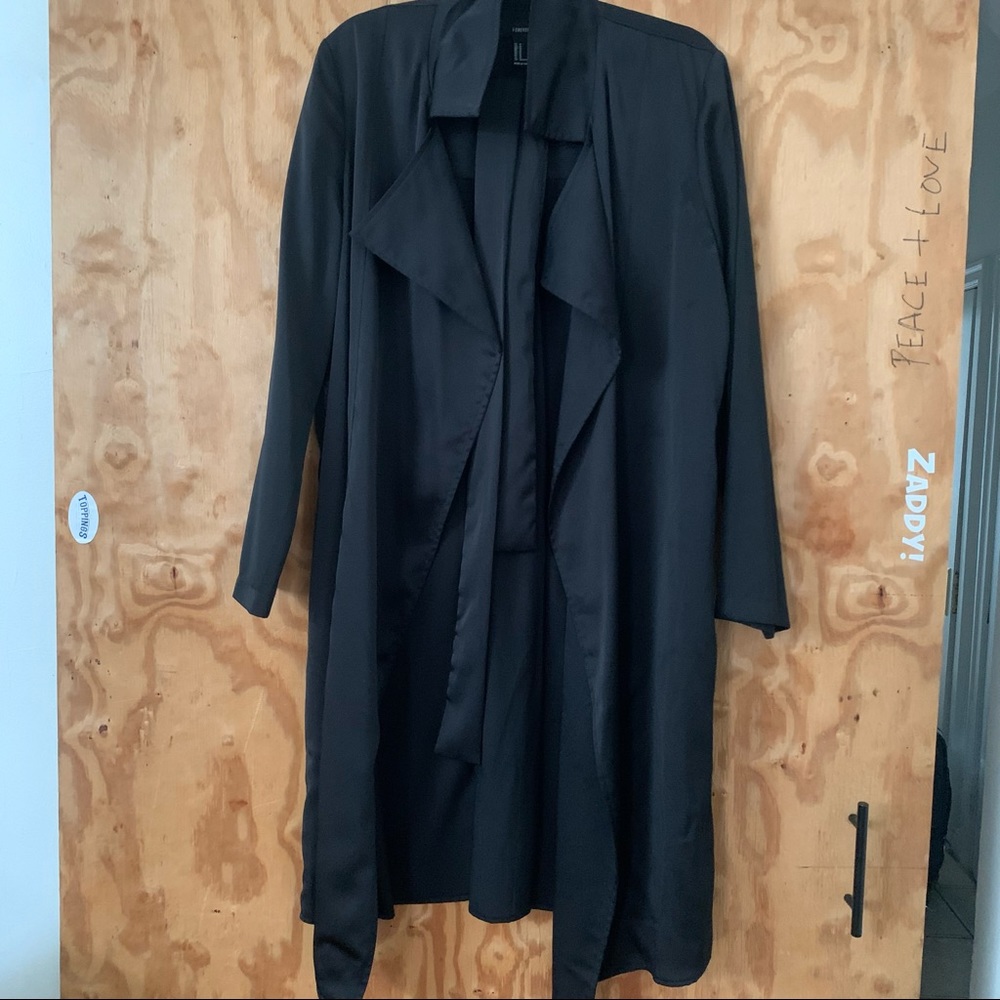 Flowy satin type jacket coat black
